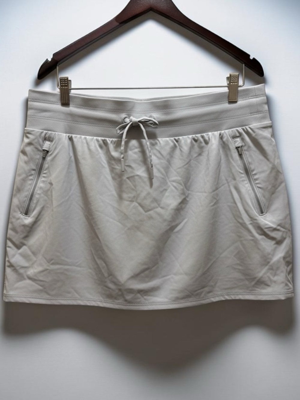 Athleta White Skort Size 14 Athletic Tennis Golf Skirt Shorts